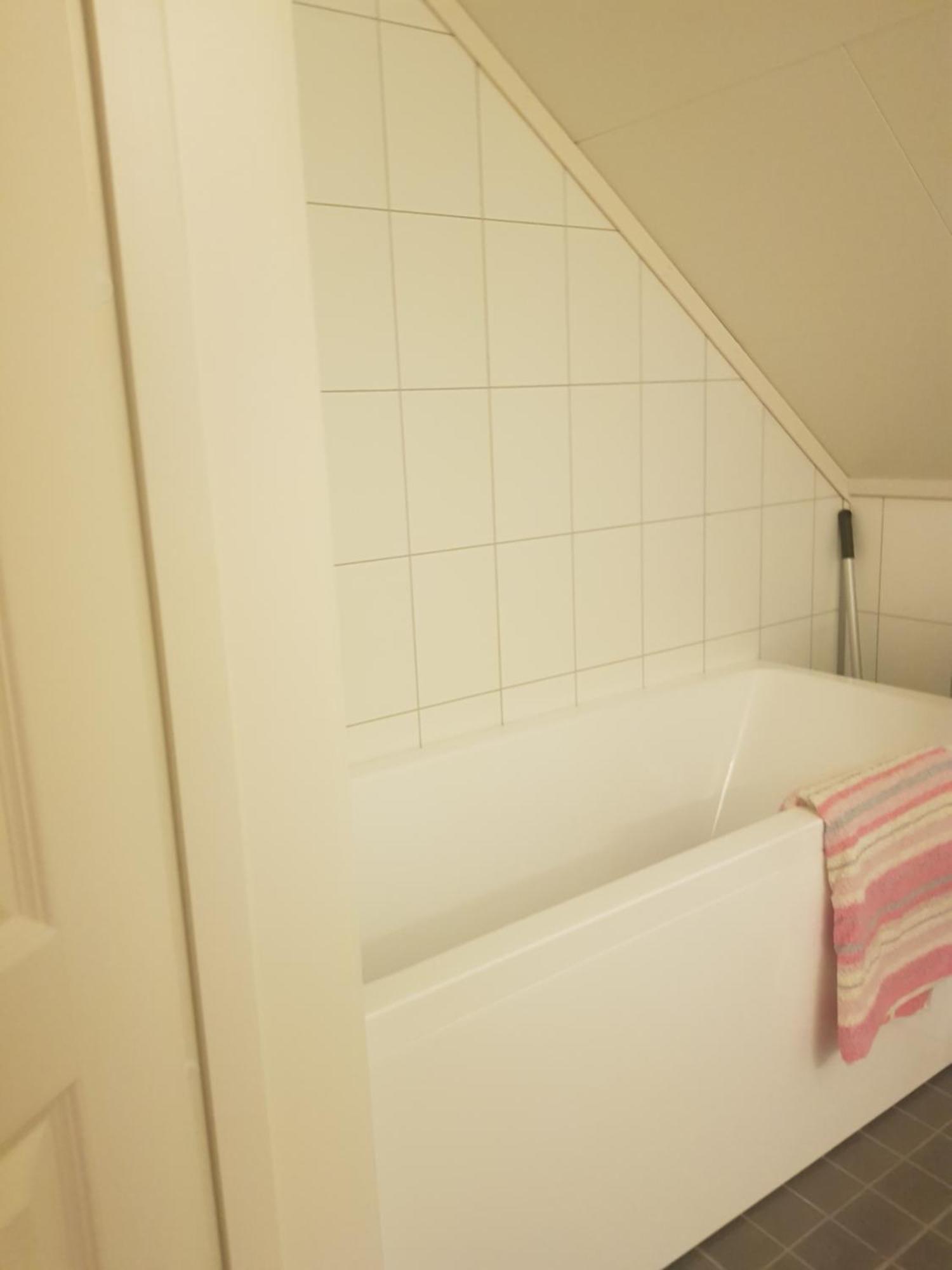 2 Bedrooms Apartment In Sommaroy Island Tromsø Rum bild