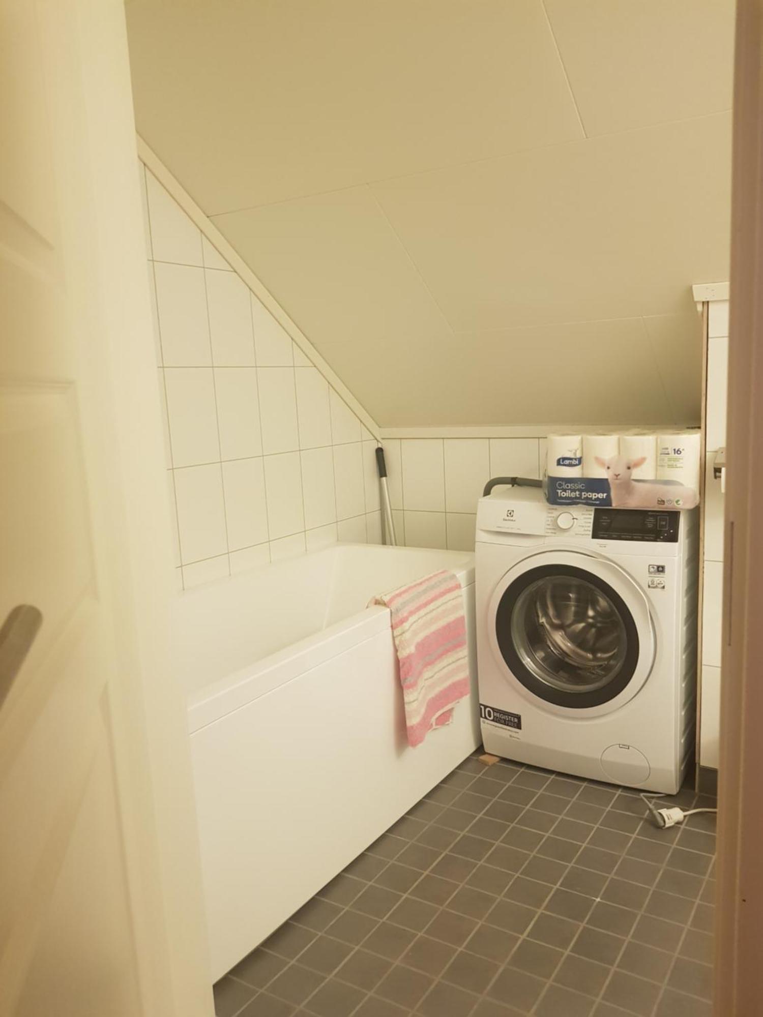 2 Bedrooms Apartment In Sommaroy Island Tromsø Rum bild